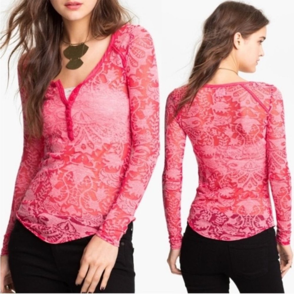 Free people intimately  red damask printed henley tee long sleeves size large